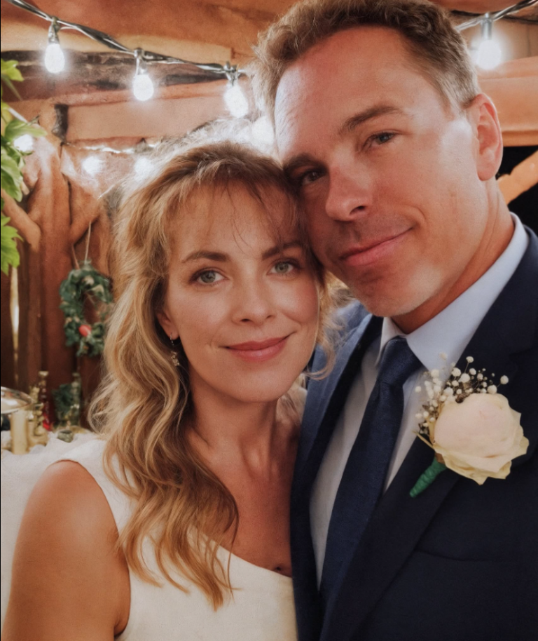 J’ai épousé le meilleur ami de mon défunt mari — mais, la nuit de nos noces, il m’a dit : « Il y a quelque chose dans le coffre-fort que tu dois lire. »