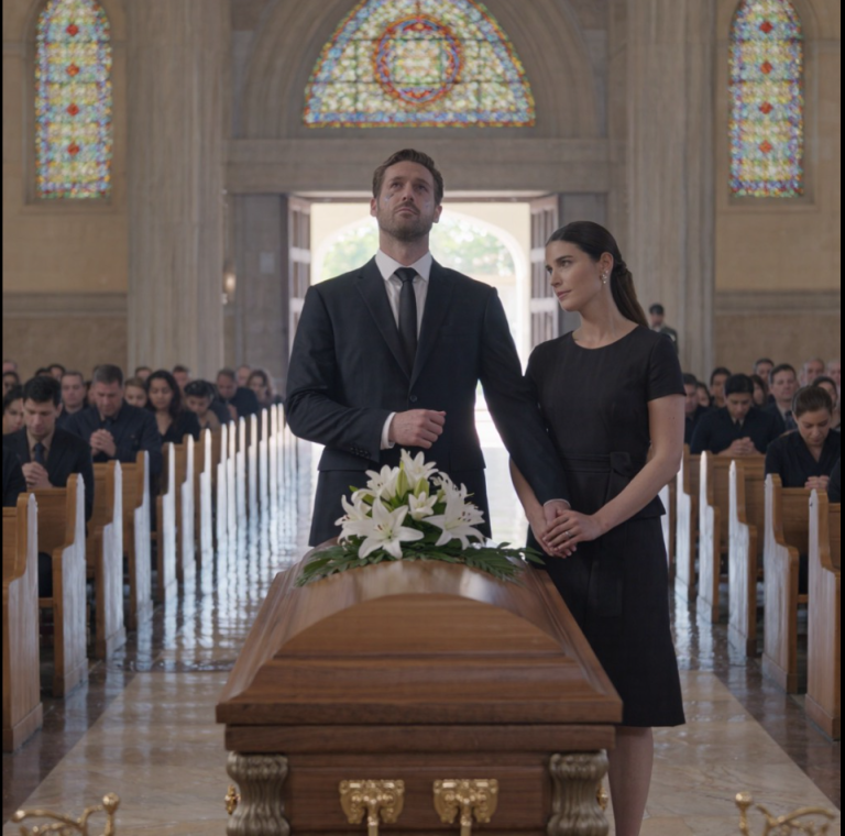 Mes parents ont dit : « Tu aurais dû mourir à la place de ton frère. » — Puis le FBI a découvert la vérité.